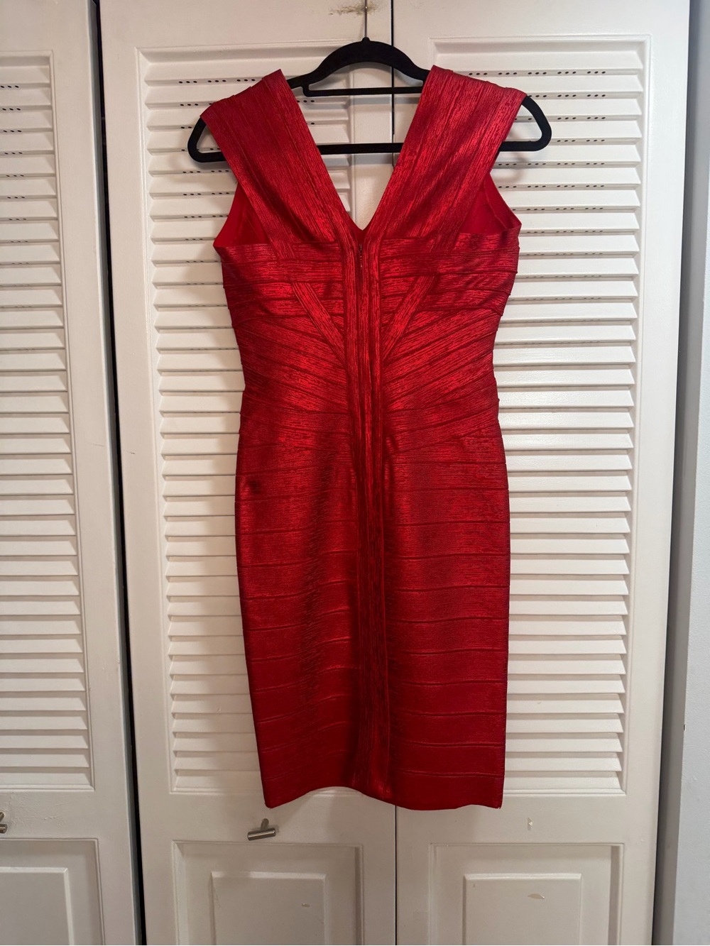 Alberto Makali Red Metallic Body Con V-Neck Bandage Midi Dress
